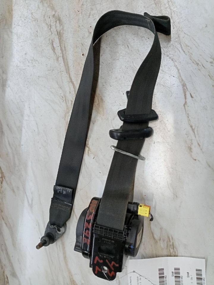 2012 FORD FOCUS Seat Belt, Front - 151462 — photo 1