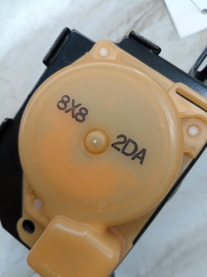2007 KIA OPTIMA Seat Belt, Front - 151524 — photo 4