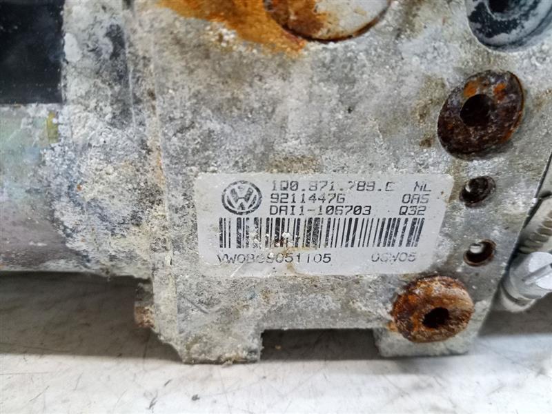 2008 VOLKSWAGEN EOS 4cyl Gasoline Turbo 2.0 Roof Motor - 151553 — photo 3