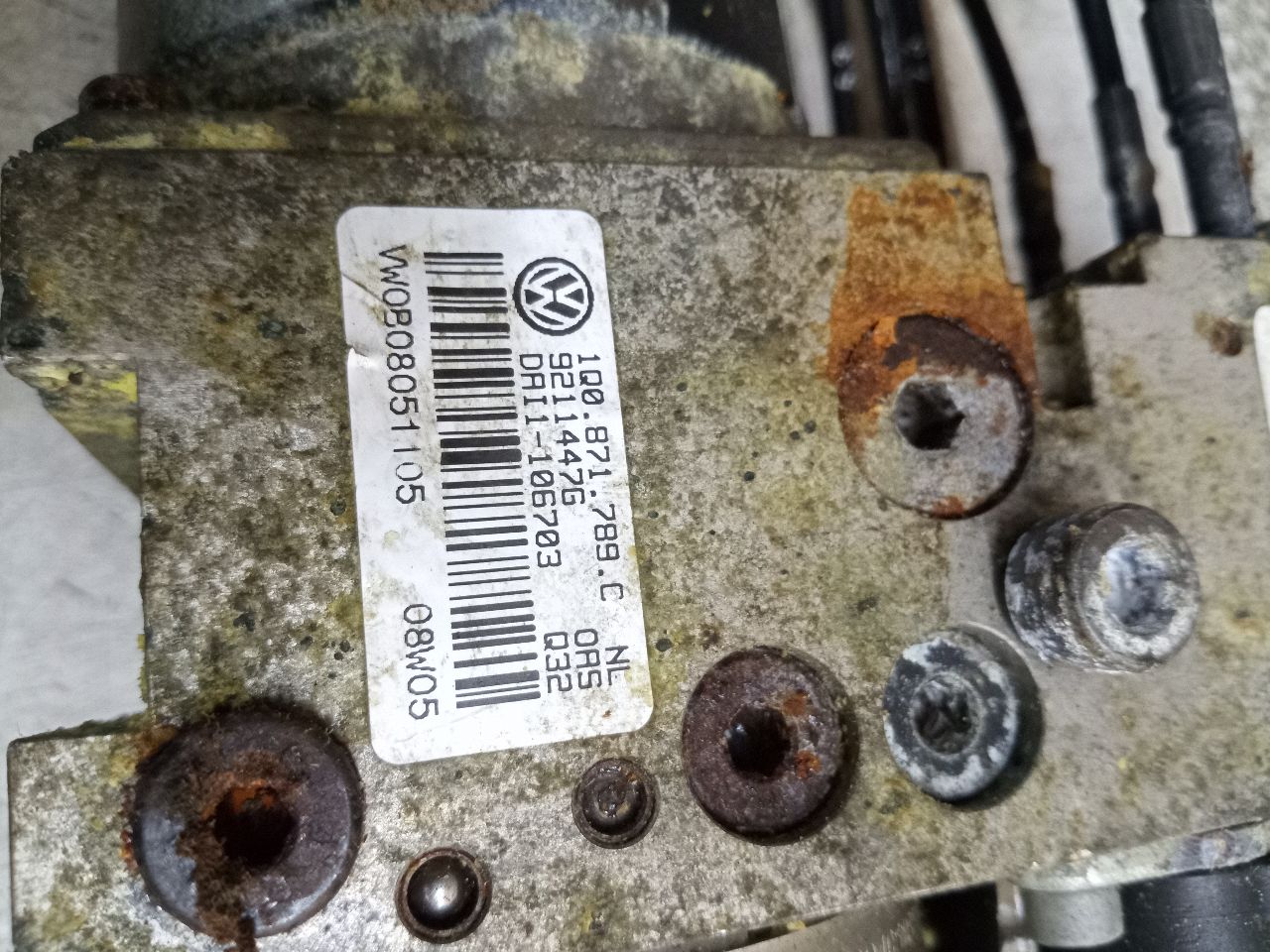 2008 VOLKSWAGEN EOS 4cyl Gasoline Turbo 2.0 Roof Motor - 151553 — photo 8