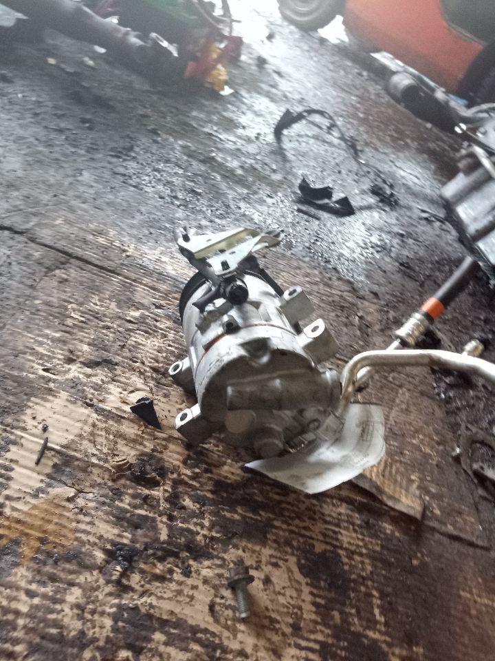 2020 SUBARU LEGACY AC COMPRESSOR - 151573 — photo 4