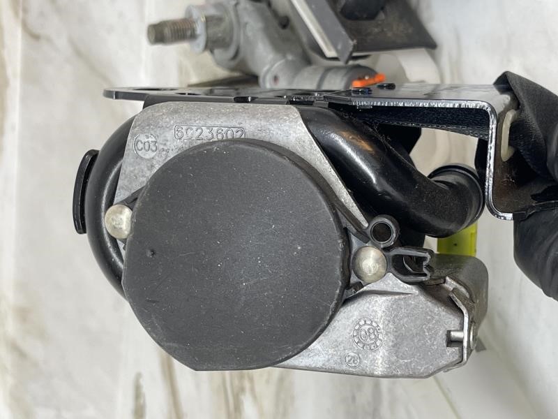 2009 NISSAN ROGUE Seat Belt, Front - 1517 — photo 8