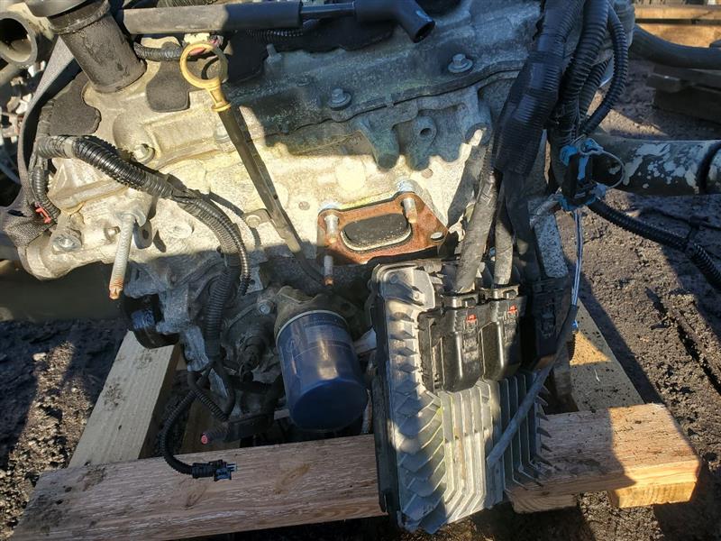2017 GMC TERRAIN 6cyl Gasoline 3.6 ENGINE ASSEMBLY - 153198 — photo 2