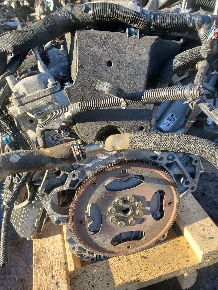 2017 GMC TERRAIN 6cyl Gasoline 3.6 ENGINE ASSEMBLY - 153198 — photo 3