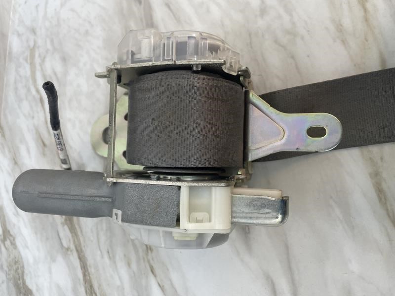 2008 TOYOTA PRIUS Seat Belt, Front - 1546 — photo 3