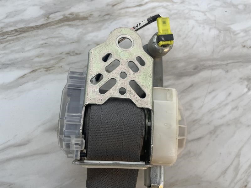 2008 TOYOTA PRIUS Seat Belt, Front - 1546 — photo 5