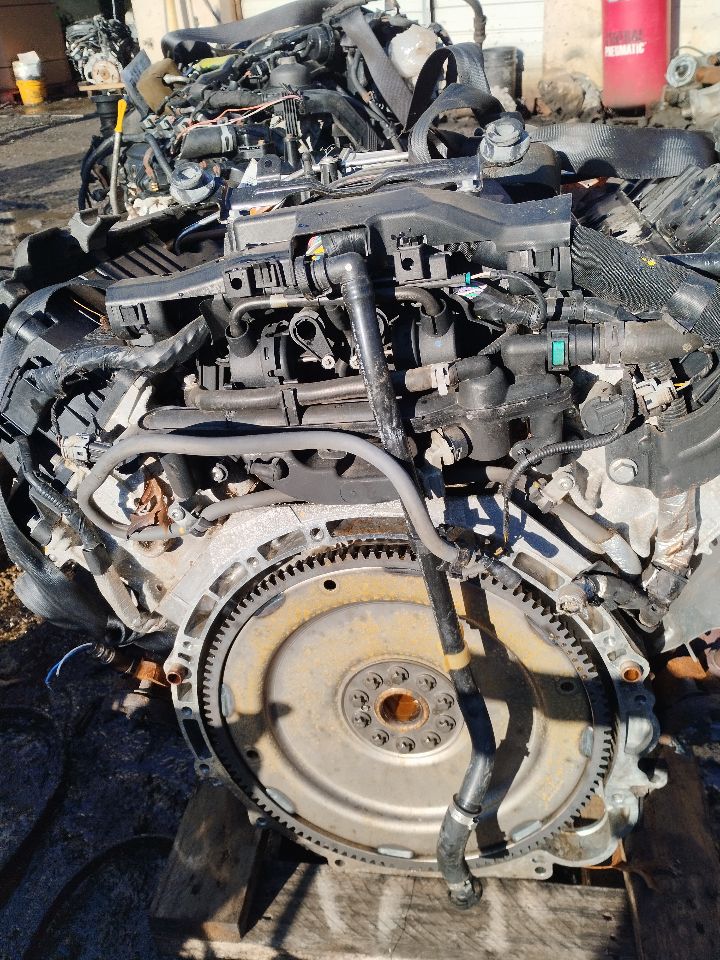 2012 JAGUAR XJ 8cyl Gasoline 5.0 ENGINE ASSEMBLY - 155101 — photo 5
