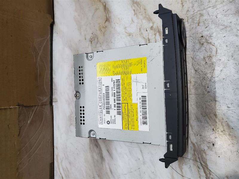 2012 VOLKSWAGEN ROUTAN 6 Cyl Gasoline 3.6 DI Radio Audio - 155312 — photo 2