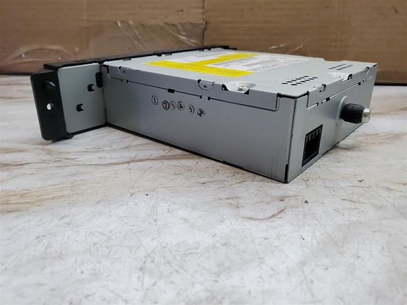 2012 VOLKSWAGEN ROUTAN 6 Cyl Gasoline 3.6 DI Radio Audio - 155312 — photo 4