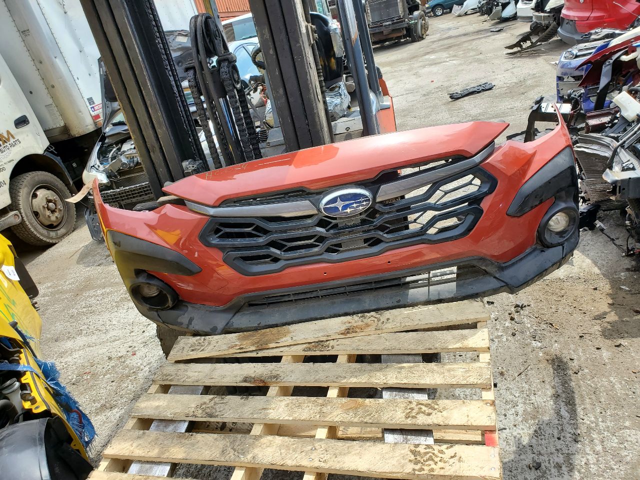 2023 SUBARU XV CROSSTREK BUMPER ASSY, FRONT - 155348 — photo 6