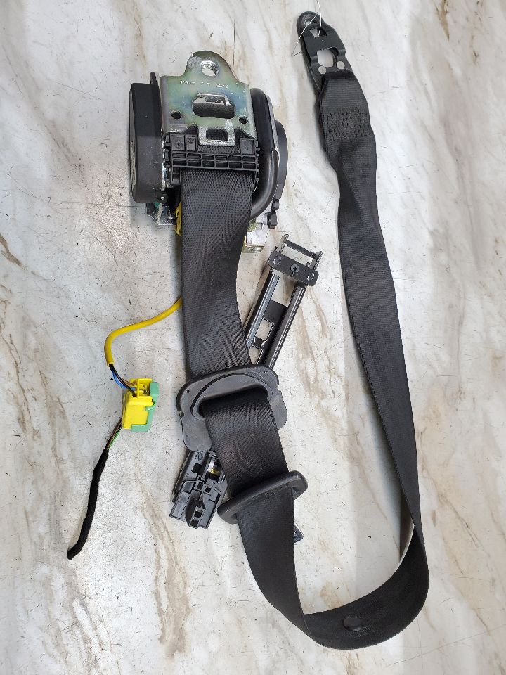 2005 PORSCHE CAYENNE Seat Belt, Front - 155578