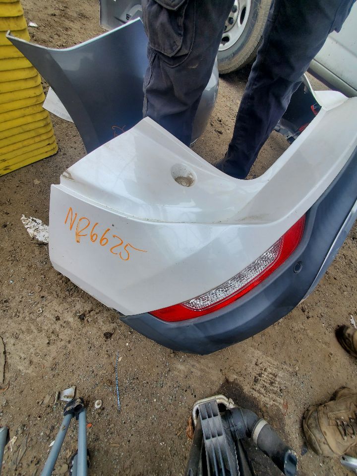 2016 LINCOLN MKC 4cyl Gasoline Turbo 2.0 BUMPER ASSY, REAR - 156205 — photo 2