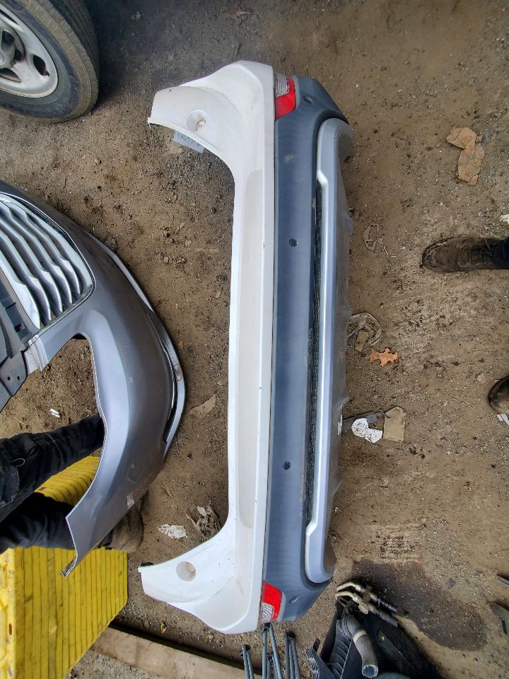 2016 LINCOLN MKC 4cyl Gasoline Turbo 2.0 BUMPER ASSY, REAR - 156205 — photo 3