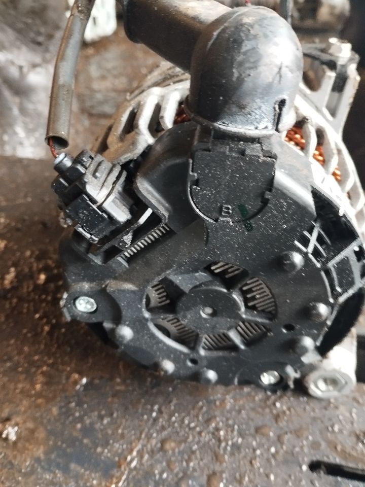 2020 SUBARU FORESTER ALTERNATOR - 157653 — photo 4