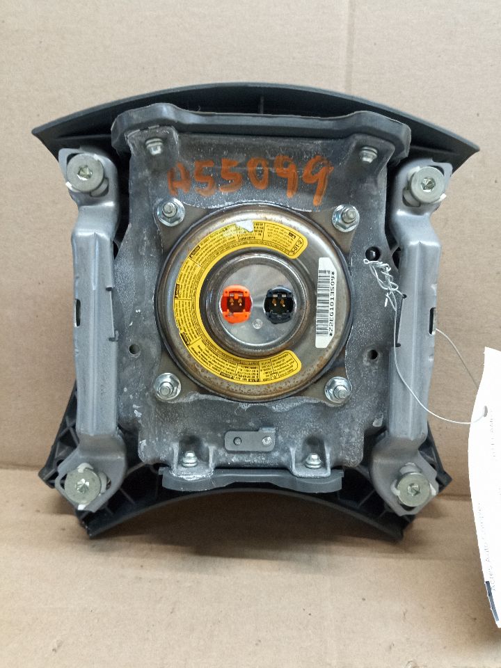 2011 TOYOTA CAMRY 4cyl Gasoline 2.5 Left AIR BAG - 157704 — photo 2