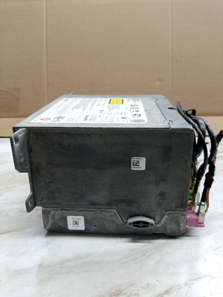 2014 BMW 320i 4cyl Gasoline Turbo 2.0 Radio Audio - 157781 — photo 6