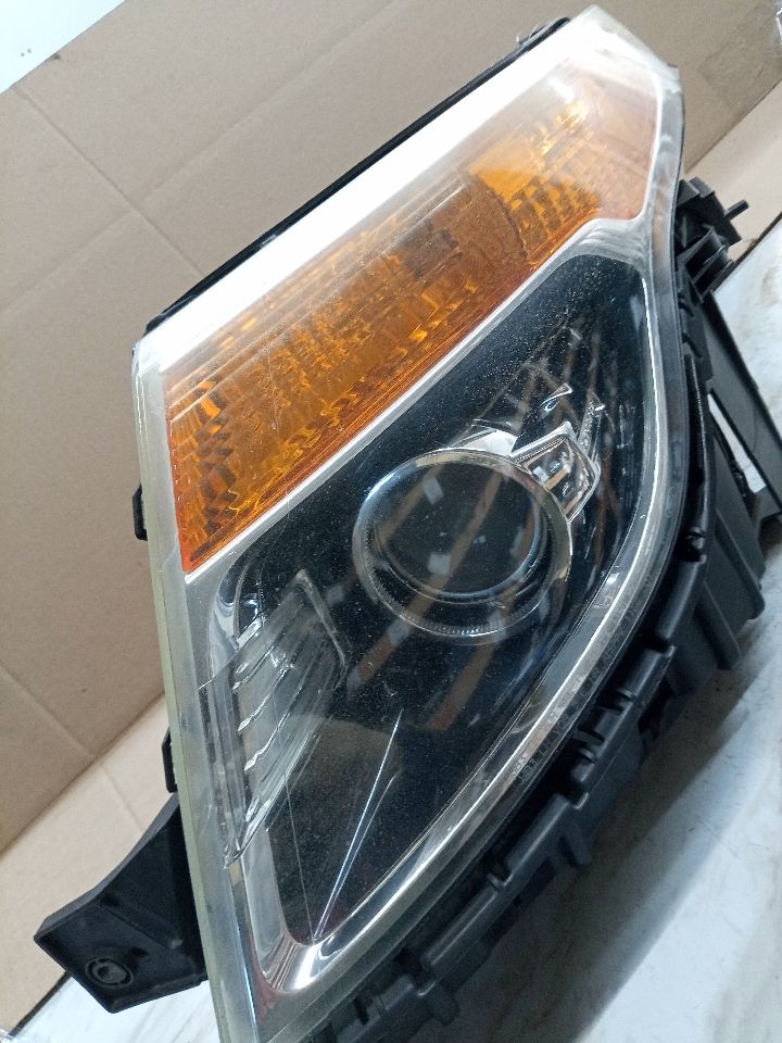 2012 FORD EXPLORER 6cyl Gasoline 3.5 Left HEADLAMP ASSEMBLY - 158669 — photo 2