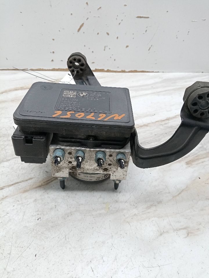 2014 BMW 320i 4cyl Gasoline Turbo 2.0 Anti-lock Brake Pts - 160013 — photo 1