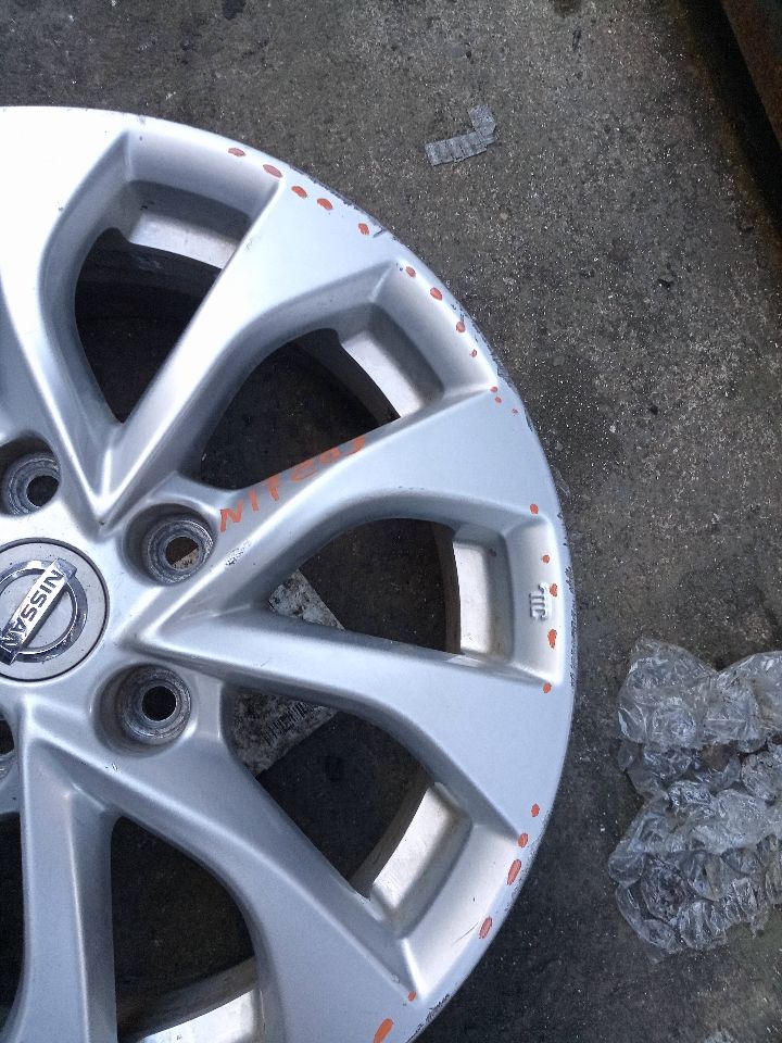 2016 NISSAN SENTRA 4cyl Gasoline 1.8 WHEEL - 161127 — photo 2