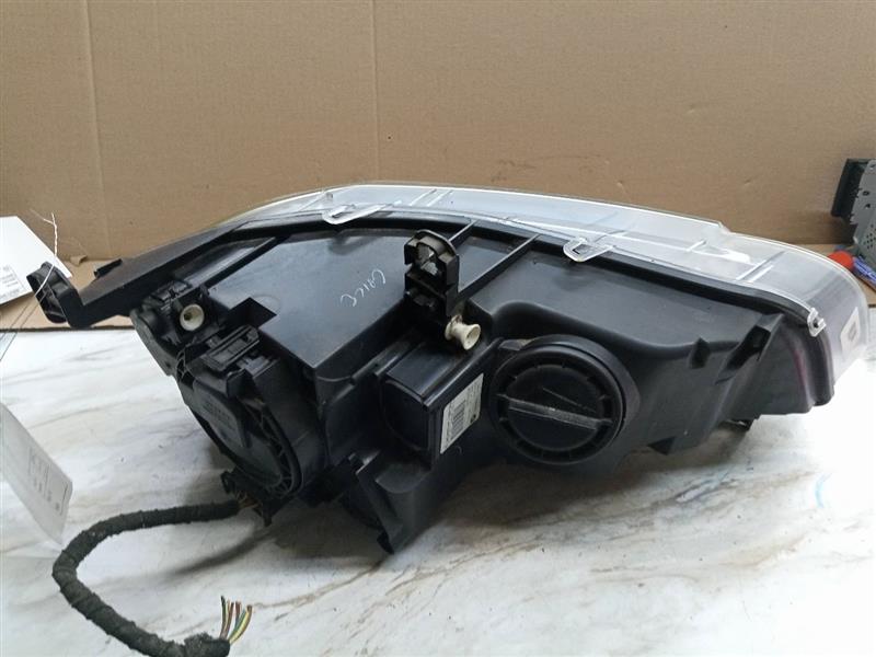 2010 BMW X5 8cyl Gasoline 4.8 Left HEADLAMP ASSEMBLY - 161380 — photo 3
