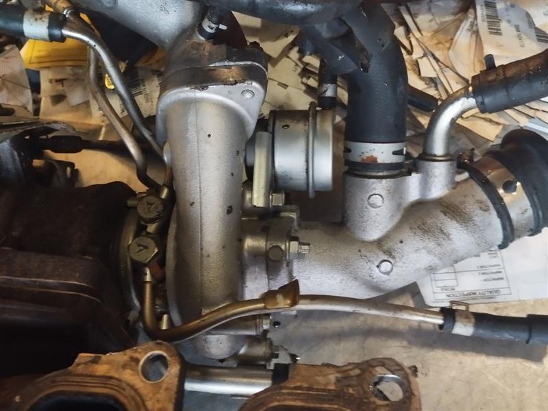 2012 NISSAN JUKE 4cyl Gasoline Turbo 1.6 Turbo-Supercharger - 164334 — photo 4