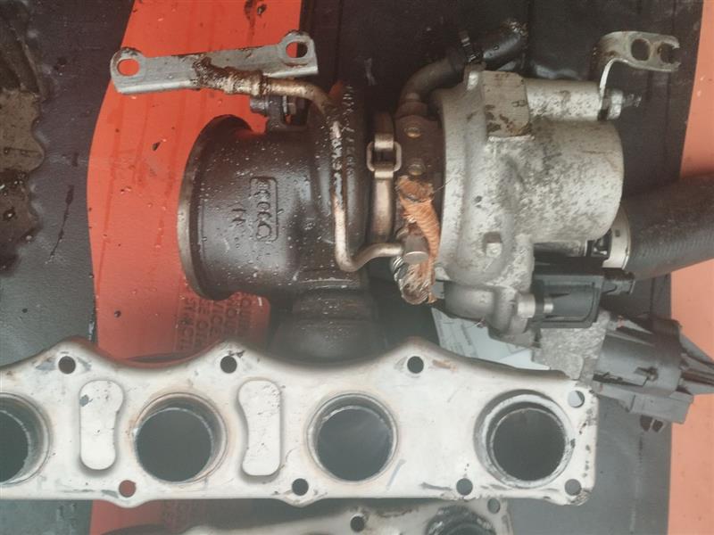 2015 BMW 320i 4cyl Gasoline Turbo 2.0 Turbo-Supercharger - 164352 — photo 4