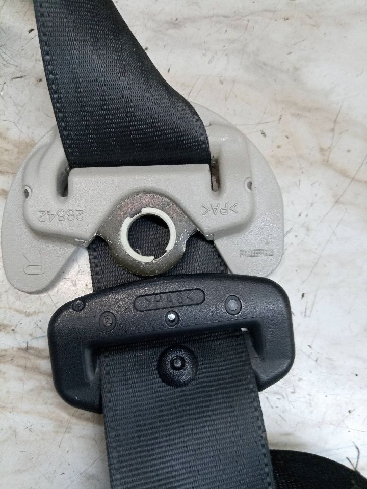 2006 LEXUS RX400H 6cyl electric 3.3 Seat Belt, Front - 164409 — photo 8