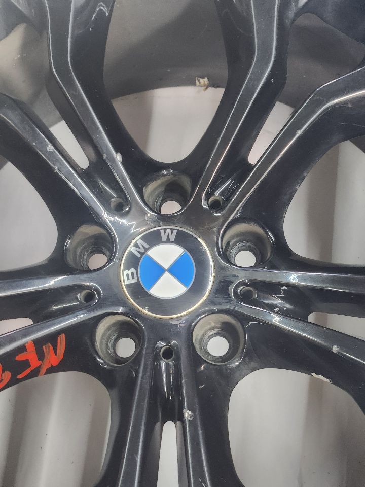 2015 BMW X5 6cyl Diesel Turbo 3.0 WHEEL - 166116 — photo 2