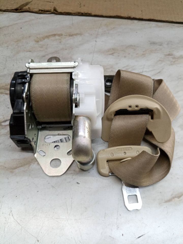 2006 LEXUS GS300 6cyl Gasoline 3.0 Seat Belt, Front - 166765