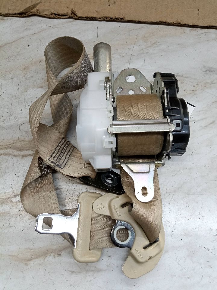 2006 LEXUS GS300 6cyl Gasoline 3.0 Seat Belt, Front - 166766
