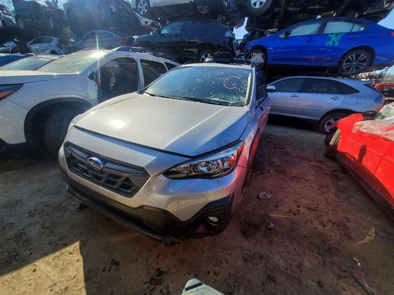 2022 SUBARU XV CROSSTREK Left STRUT - 166829 — photo 2