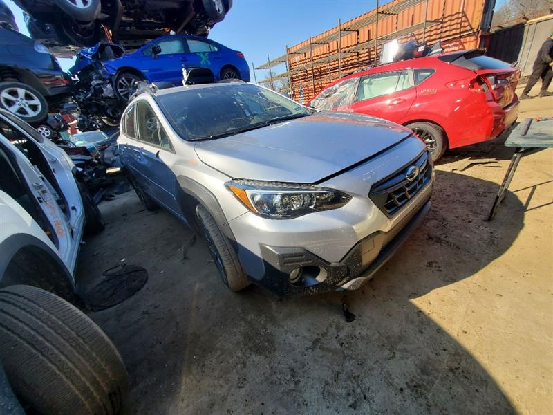 2022 SUBARU XV CROSSTREK Left STRUT - 166829 — photo 3