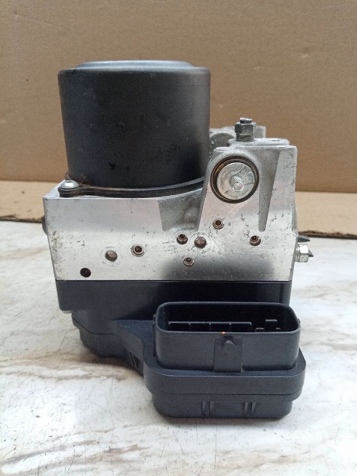 2006 LEXUS GS300 6cyl Gasoline 3.0 Anti-lock Brake Pts - 166840