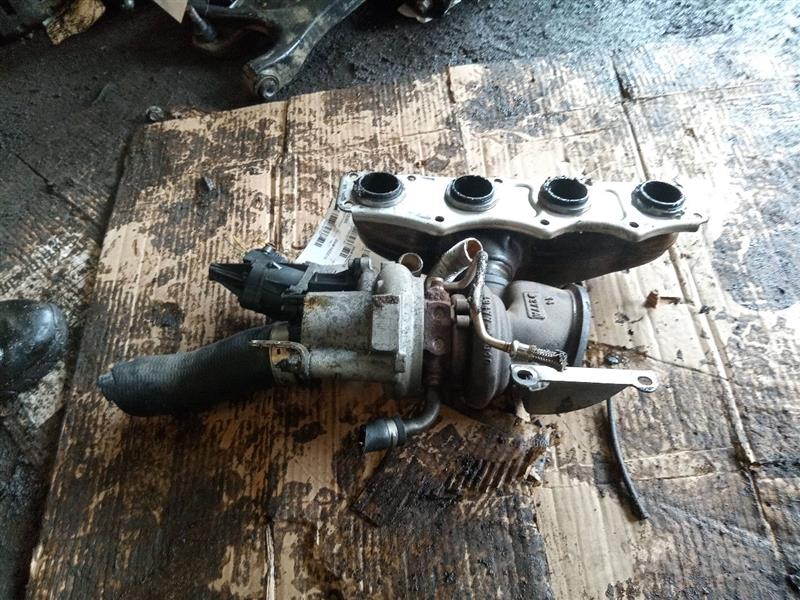 2015 BMW 320i 4cyl Gasoline Turbo 2.0 Turbo-Supercharger - 167141 — photo 3