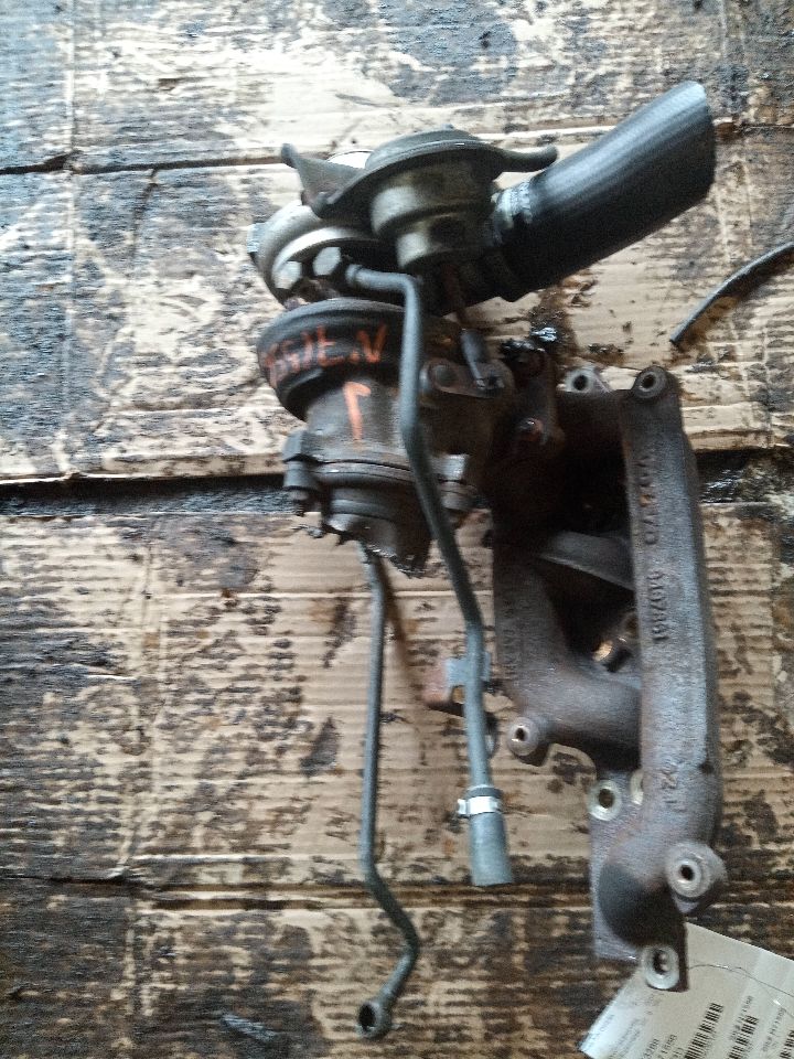 2004 VOLVO 40 SERIES 4cyl Gasoline Turbo 1.9 Turbo-Supercharger - 167151 — photo 1
