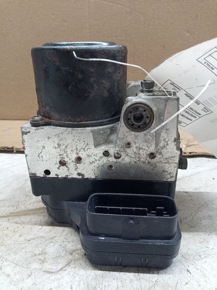 2005 LEXUS LS430 Anti-lock Brake Pts - 168208 — photo 7