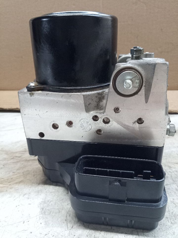 2008 LEXUS IS250 6cyl Gasoline 2.5 Anti-lock Brake Pts - 168763 — photo 1