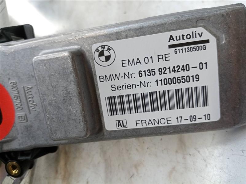 2011 BMW 750i 8cyl Gasoline Turbo 4.4 Seat Belt, Front - 169180 — photo 4