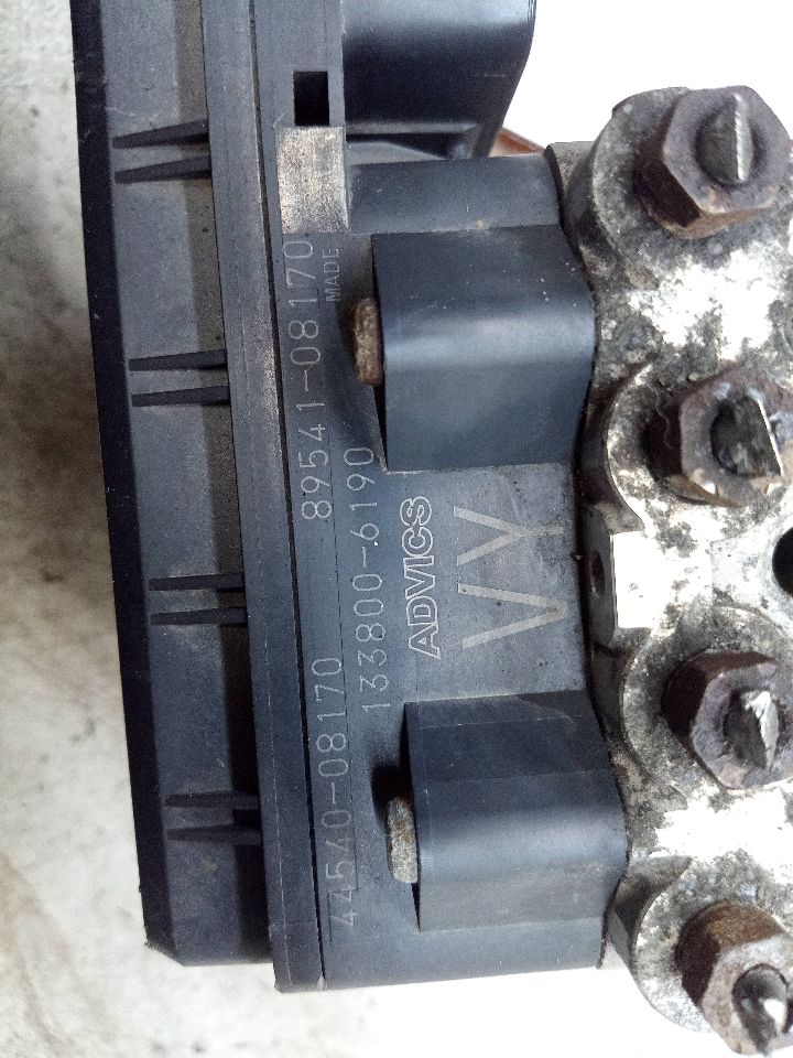 2011 TOYOTA SIENNA 6cyl Gasoline 3.5 Anti-lock Brake Pts - 169354 — photo 4