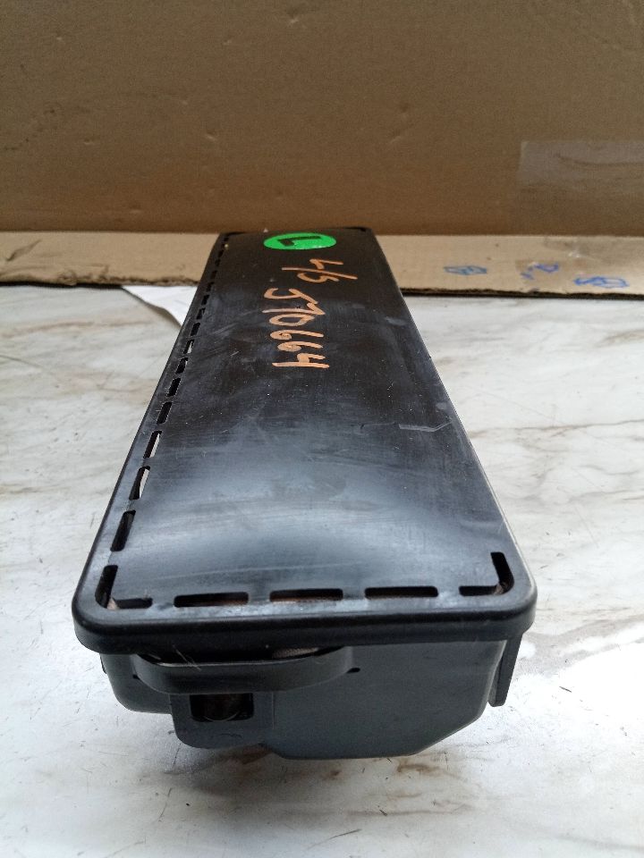 2011 VOLKSWAGEN ROUTAN 6 Cyl Gasoline 3.6 DI Left AIR BAG - 169416 — photo 3