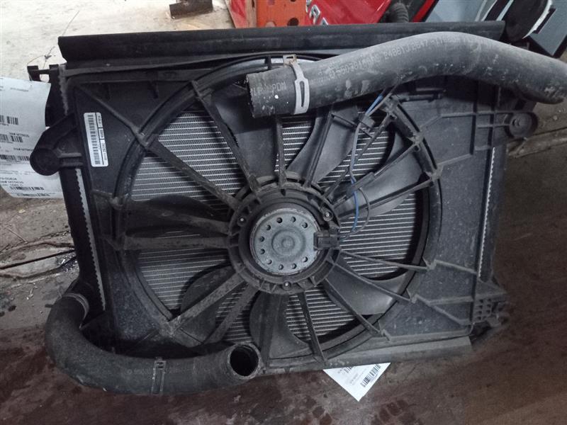 2018 DODGE CHARGER Radiators - 16944 — photo 2