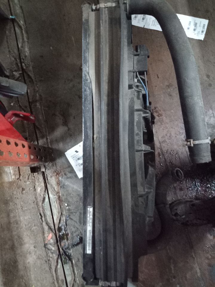2018 DODGE CHARGER Radiators - 16944 — photo 3