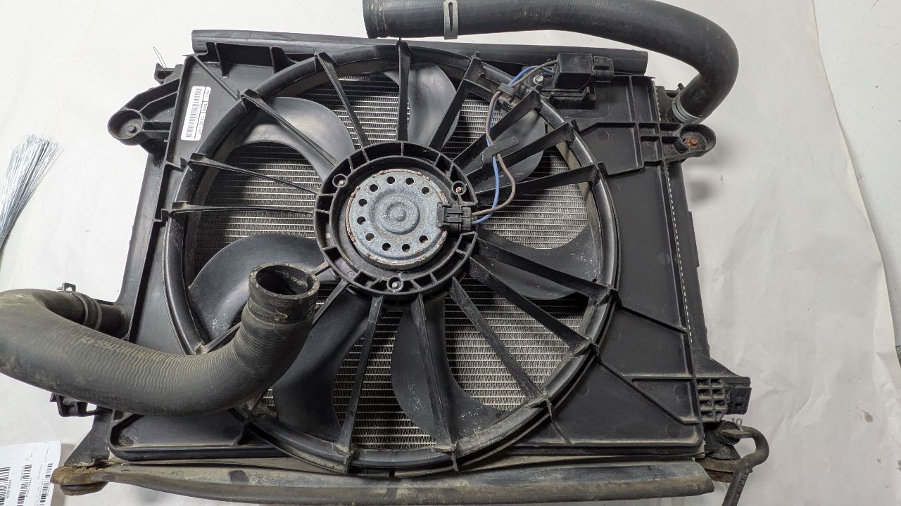 2018 DODGE CHARGER Radiators - 16944 — photo 4