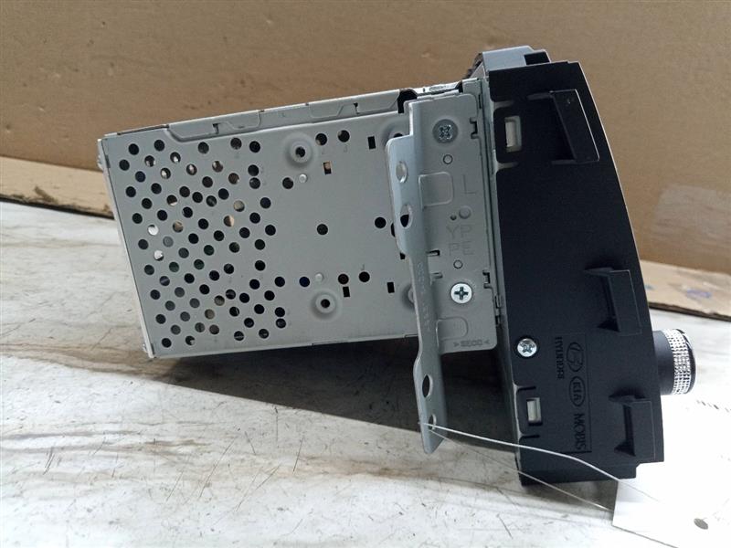 2017 KIA SEDONA 6cyl Gasoline 3.3 Radio Audio - 169754 — photo 6