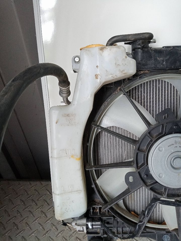2017 SUBARU LEGACY Radiators - 16979 — photo 4