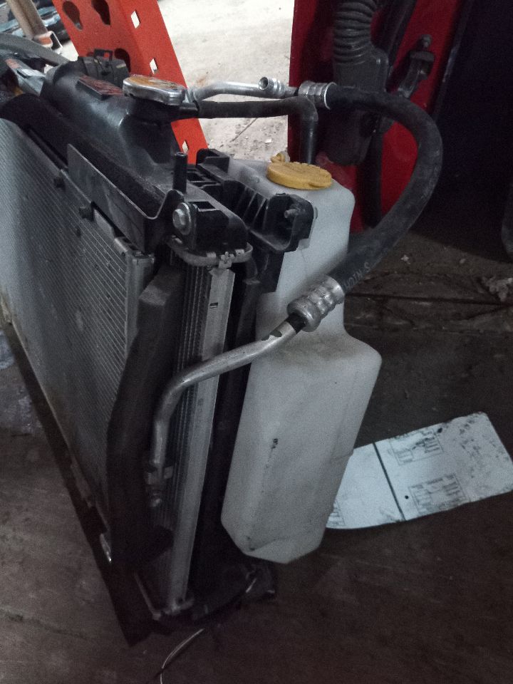 2018 SUBARU LEGACY Radiators - 17001 — photo 1