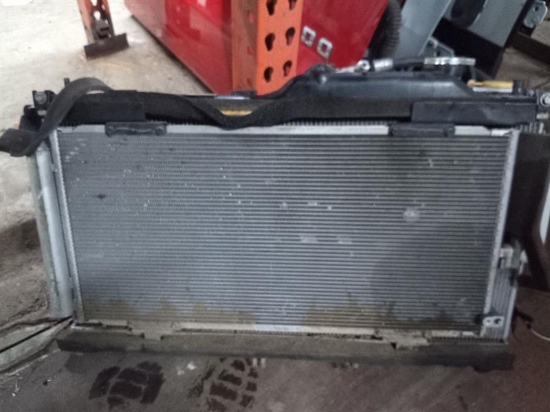 2018 SUBARU LEGACY Radiators - 17001 — photo 2