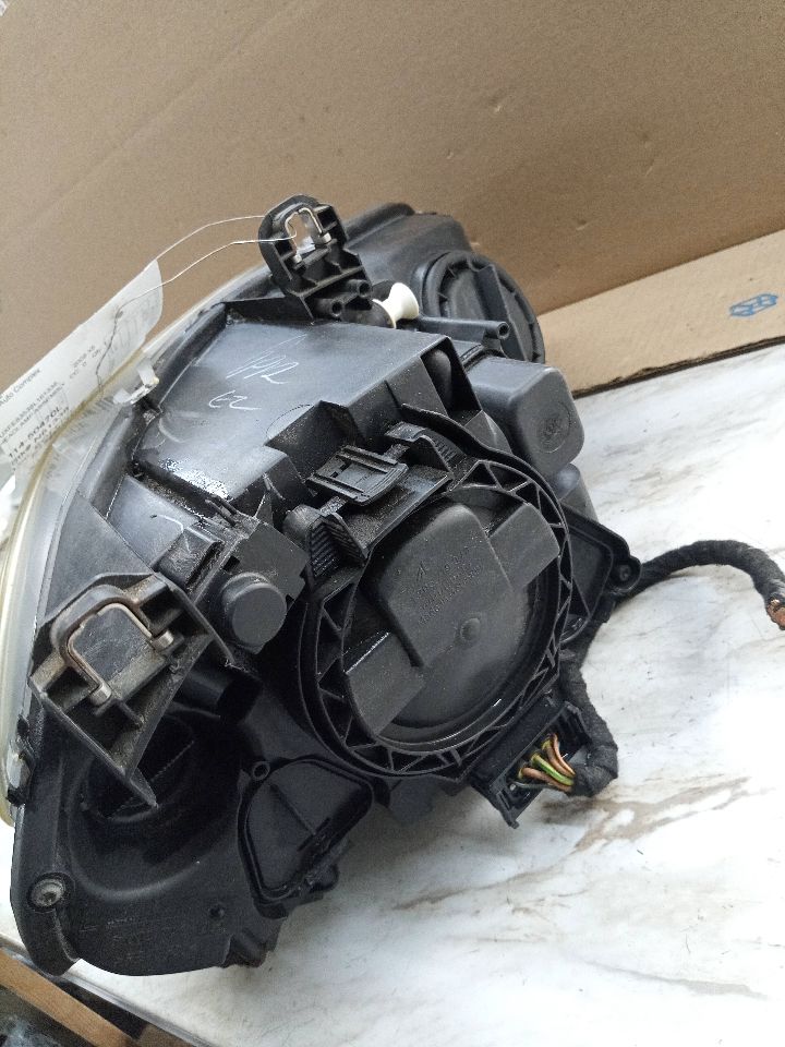 2008 BMW X5 8cyl Gasoline 4.8 Left HEADLAMP ASSEMBLY - 170295 — photo 6