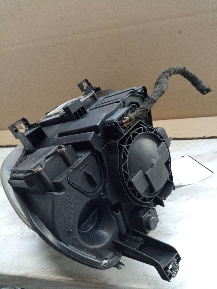 2008 BMW X5 8cyl Gasoline 4.8 Right HEADLAMP ASSEMBLY - 170339 — photo 7