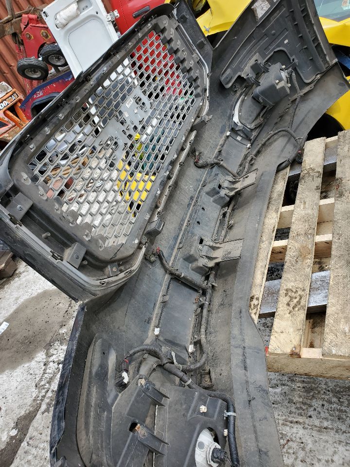 2015 GMC YUKON XL 1500 8cyl Gasoline 6.2 FLEX BUMPER ASSY, FRONT - 170415